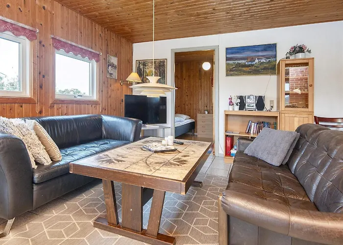 Cozy Renovated - By Traum